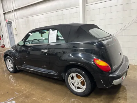 More photos of 2005 Chrysler PT Cruiser at Wilmington Auto Center Chrysler Dodge Jeep RAM, OH