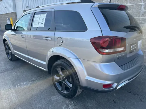 More photos of 2020 Dodge Journey Crossroad at Wilmington Auto Center Chrysler Dodge Jeep RAM, OH