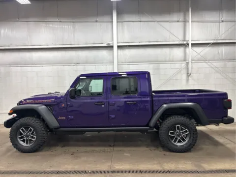 More photos of 2026 Jeep Gladiator Mojave at Wilmington Auto Center Chrysler Dodge Jeep RAM, OH