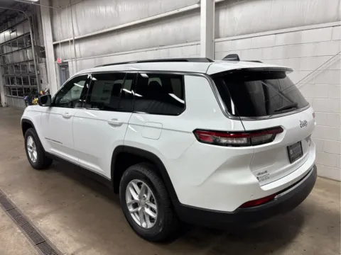More photos of 2025 Jeep Grand Cherokee L Laredo X at Wilmington Auto Center Chrysler Dodge Jeep RAM, OH