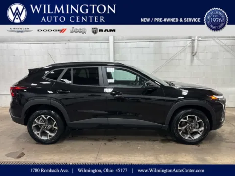 Black 2025 Chevrolet Trax LT for sale in Wilmington, OH
