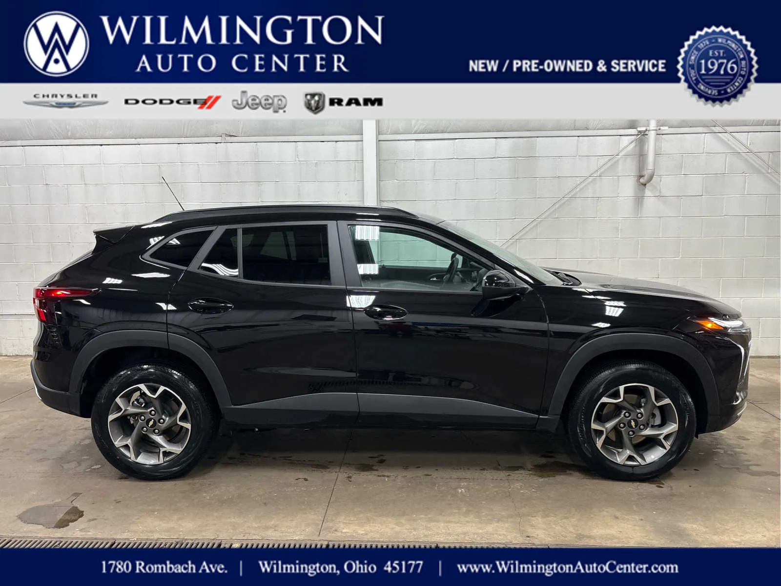Black 2025 Chevrolet Trax LT for sale in Wilmington, OH