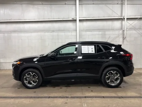 More photos of 2025 Chevrolet Trax LT at Wilmington Auto Center Chrysler Dodge Jeep RAM, OH
