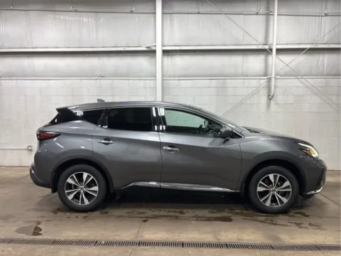 Photos of 2021 Nissan Murano S for sale in Wilmington, OH at Wilmington Auto Center Chrysler Dodge Jeep RAM