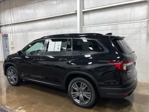 More photos of 2022 Honda Pilot Sport at Wilmington Auto Center Chrysler Dodge Jeep RAM, OH