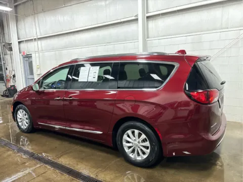 More photos of 2018 Chrysler Pacifica Touring L Plus at Wilmington Auto Center Chrysler Dodge Jeep RAM, OH