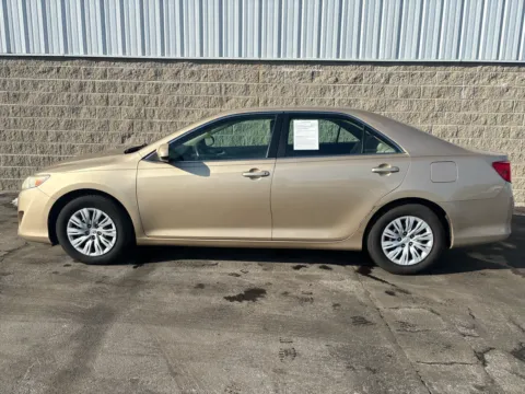 More photos of 2012 Toyota Camry L at Wilmington Auto Center Chrysler Dodge Jeep RAM, OH