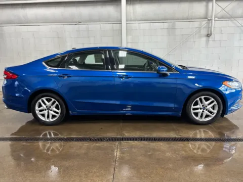 More photos of 2017 Ford Fusion SE at Wilmington Auto Center Chrysler Dodge Jeep RAM, OH