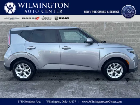 Gray 2024 Kia Soul LX for sale in Wilmington, OH
