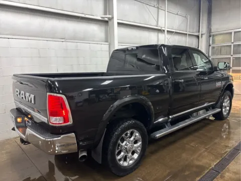 More photos of 2016 Ram 2500 Longhorn Limited at Wilmington Auto Center Chrysler Dodge Jeep RAM, OH