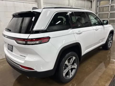 Another view of 2026 Jeep Grand Cherokee Limited for sale in Wilmington, OH at Wilmington Auto Center Chrysler Dodge Jeep RAM