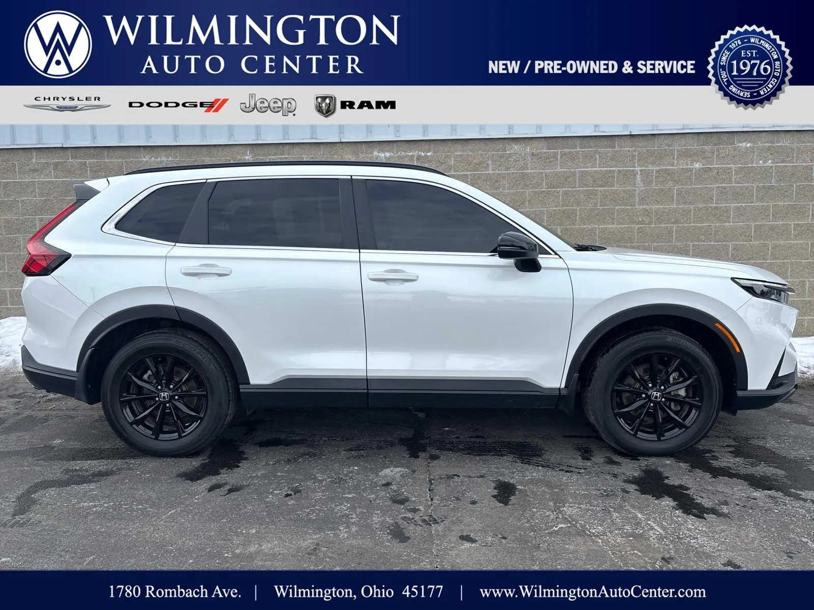 White 2024 Honda CR-V Hybrid Sport for sale in Wilmington, OH