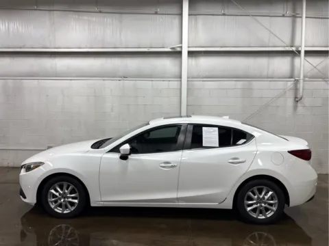 More photos of 2016 Mazda MAZDA3 i Grand Touring at Wilmington Auto Center Chrysler Dodge Jeep RAM, OH