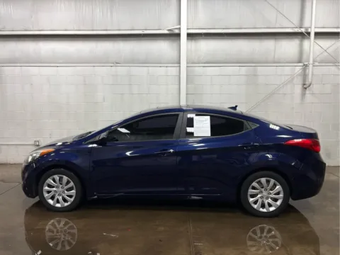 More photos of 2012 Hyundai Elantra GLS at Wilmington Auto Center Chrysler Dodge Jeep RAM, OH