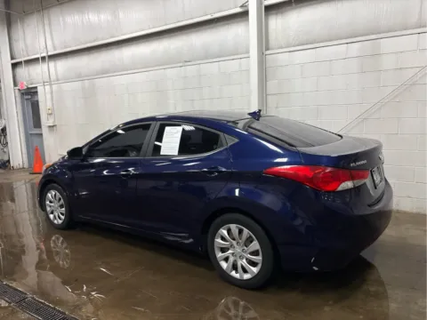More photos of 2012 Hyundai Elantra GLS at Wilmington Auto Center Chrysler Dodge Jeep RAM, OH