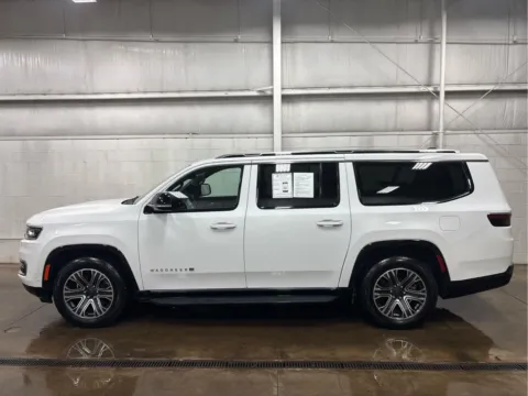 More photos of 2024 Jeep Wagoneer L Series II at Wilmington Auto Center Chrysler Dodge Jeep RAM, OH