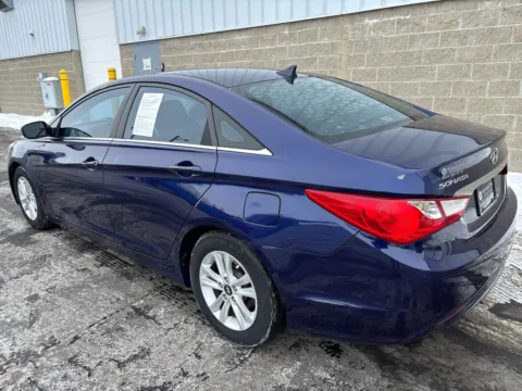 More photos of 2011 Hyundai Sonata GLS at Wilmington Auto Center Chrysler Dodge Jeep RAM, OH