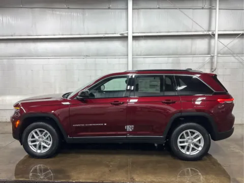 More photos of 2026 Jeep Grand Cherokee Laredo X at Wilmington Auto Center Chrysler Dodge Jeep RAM, OH