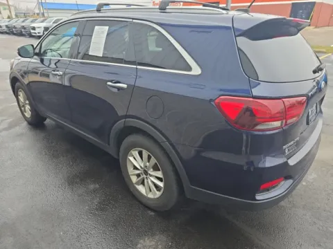 More photos of 2020 Kia Sorento LX at Wilmington Auto Center Chrysler Dodge Jeep RAM, OH
