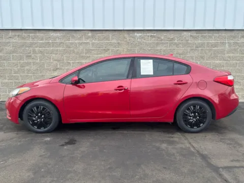 More photos of 2016 Kia Forte LX at Wilmington Auto Center Chrysler Dodge Jeep RAM, OH