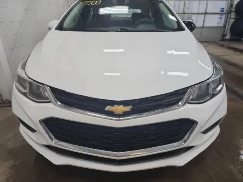 More photos of 2017 Chevrolet Cruze LS at Wilmington Auto Center Chrysler Dodge Jeep RAM, OH