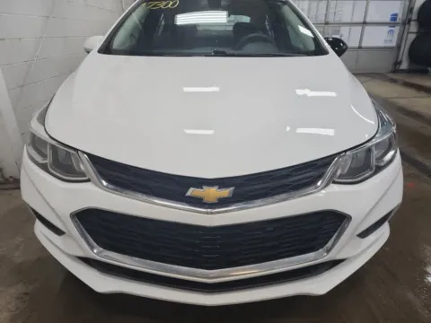 More photos of 2017 Chevrolet Cruze LS at Wilmington Auto Center Chrysler Dodge Jeep RAM, OH