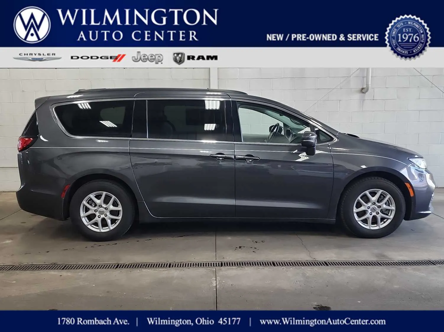 2022 Chrysler Pacifica Touring L for sale in Wilmington, OH