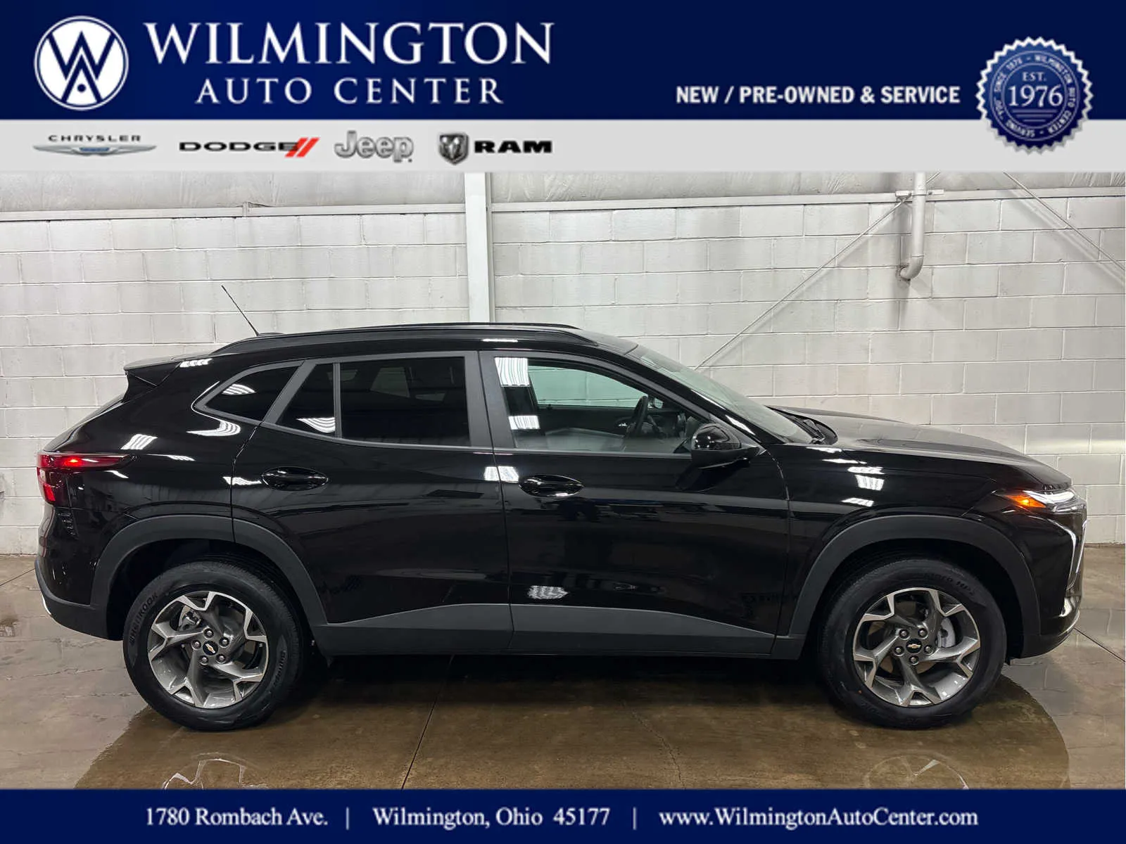 Black 2025 Chevrolet Trax LT for sale in Wilmington, OH