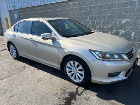 Photos of 2014 Honda Accord Sedan EX-L for sale in Wilmington, OH at Wilmington Auto Center Chrysler Dodge Jeep RAM