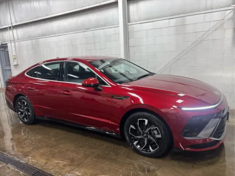 Photos of 2025 Hyundai Sonata SEL for sale in Wilmington, OH at Wilmington Auto Center Chrysler Dodge Jeep RAM