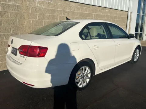 Another view of 2011 Volkswagen Jetta Sedan SE w/Convenience & Sunroof PZEV for sale in Wilmington, OH at Wilmington Auto Center Chrysler Dodge Jeep RAM
