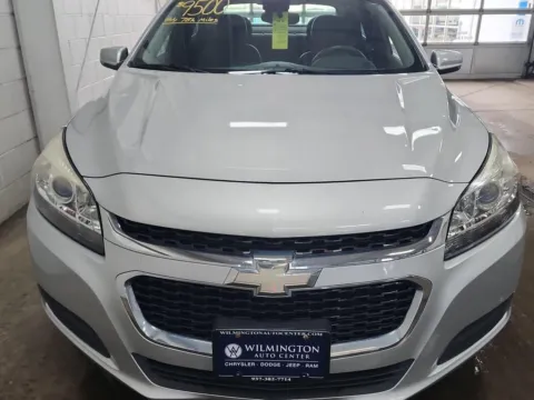 More photos of 2015 Chevrolet Malibu LT at Wilmington Auto Center Chrysler Dodge Jeep RAM, OH