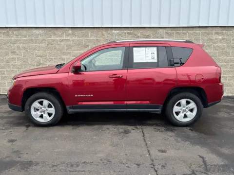More photos of 2017 Jeep Compass Latitude at Wilmington Auto Center Chrysler Dodge Jeep RAM, OH