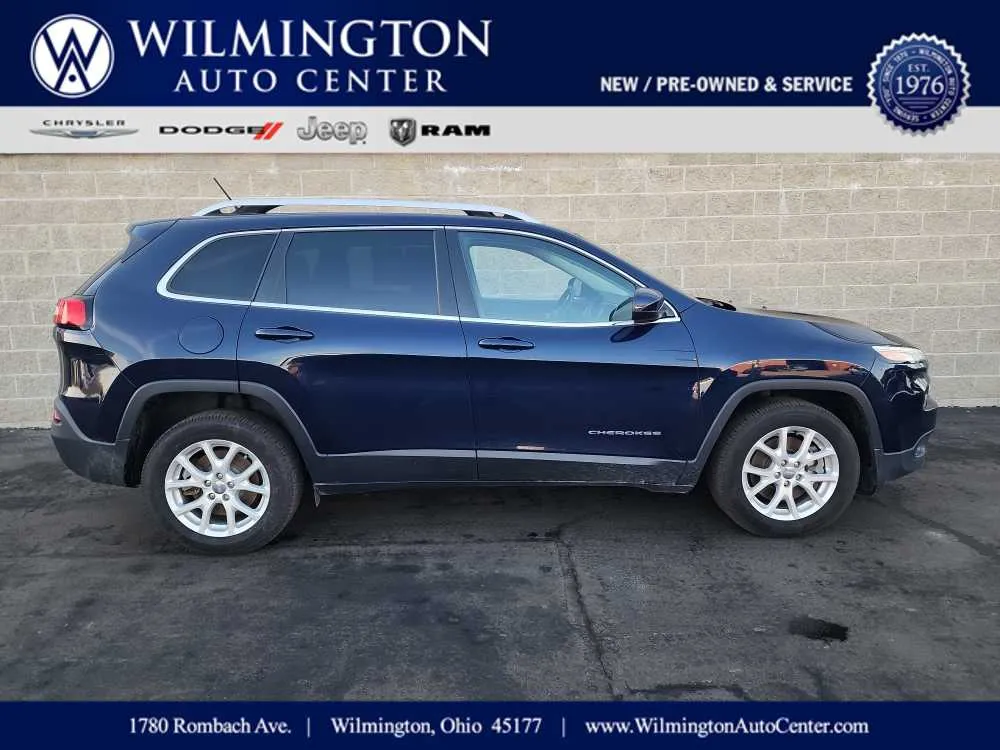Blue 2016 Jeep Cherokee Latitude for sale in Wilmington, OH