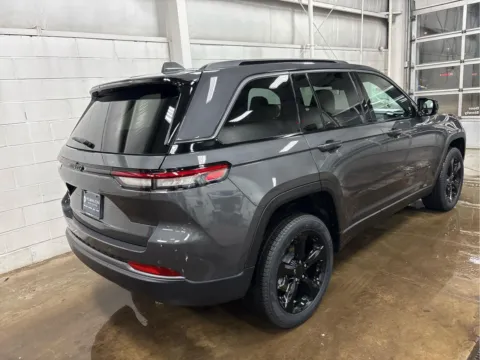 Another view of 2026 Jeep Grand Cherokee Limited for sale in Wilmington, OH at Wilmington Auto Center Chrysler Dodge Jeep RAM