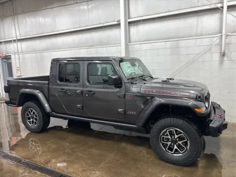 More photos of 2026 Jeep Gladiator Rubicon X at Wilmington Auto Center Chrysler Dodge Jeep RAM, OH
