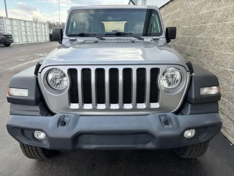 More photos of 2020 Jeep Wrangler Unlimited Black and Tan at Wilmington Auto Center Chrysler Dodge Jeep RAM, OH