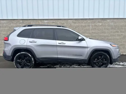 Photos of 2017 Jeep Cherokee High Altitude for sale in Wilmington, OH at Wilmington Auto Center Chrysler Dodge Jeep RAM