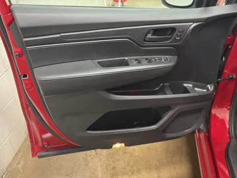 More photos of 2025 Honda Odyssey Sport-L at Wilmington Auto Center Chrysler Dodge Jeep RAM, OH