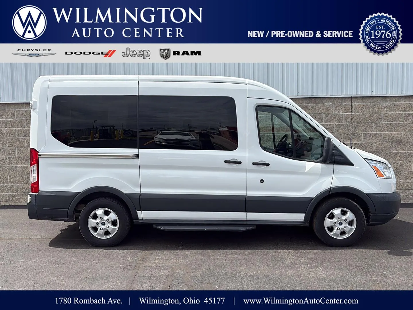 White 2018 Ford Transit Passenger Wagon XLT for sale in Wilmington, OH
