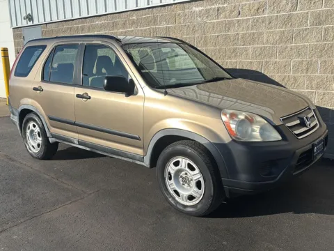 Photos of 2005 Honda CR-V LX for sale in Wilmington, OH at Wilmington Auto Center Chrysler Dodge Jeep RAM