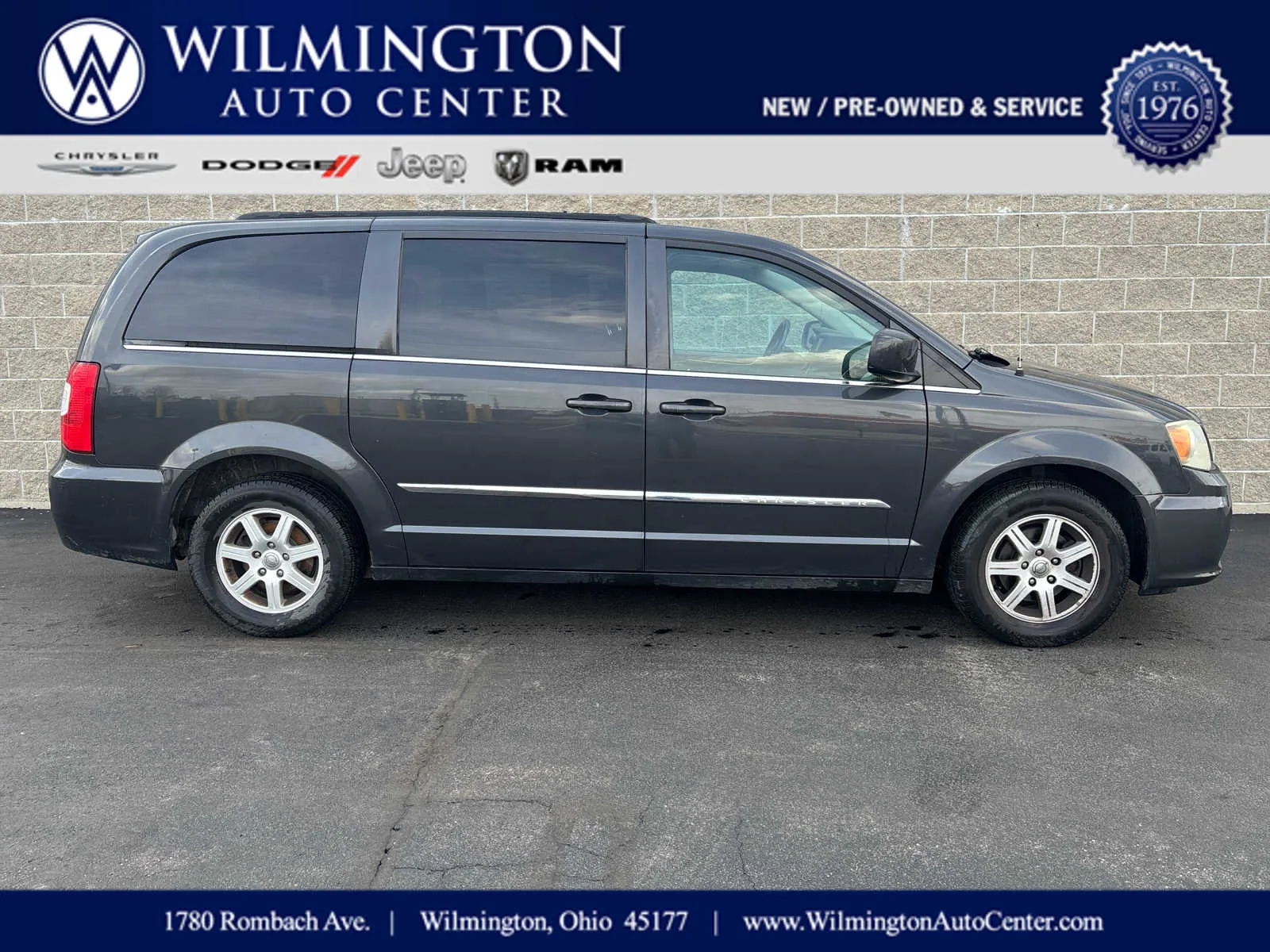 2012 Chrysler Town & Country Touring