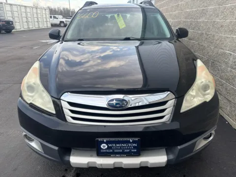 More photos of 2011 Subaru Outback 3.6R Limited Pwr Moon/Nav at Wilmington Auto Center Chrysler Dodge Jeep RAM, OH
