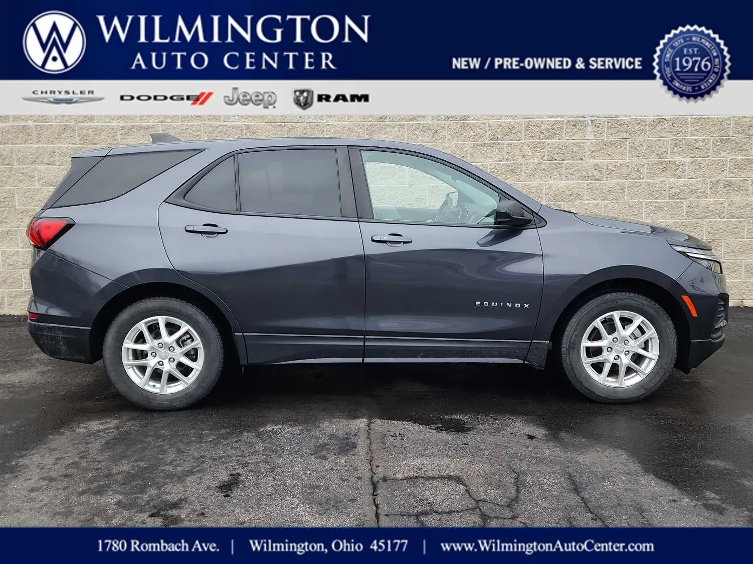 Gray 2022 Chevrolet Equinox LS for sale in Wilmington, OH