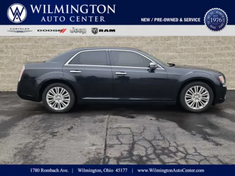 Black 2013 Chrysler 300 C for sale in Wilmington, OH