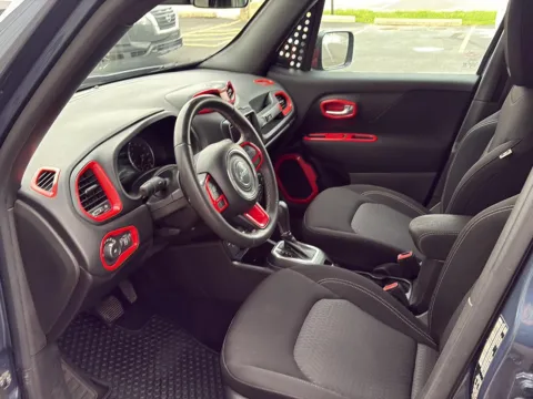 More photos of 2021 Jeep Renegade 80th Anniversary at Wilmington Auto Center Chrysler Dodge Jeep RAM, OH