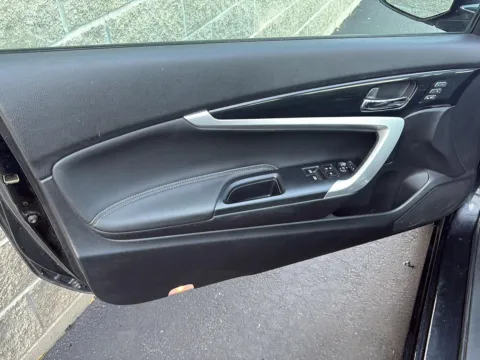 More photos of 2014 Honda Accord Coupe EX-L at Wilmington Auto Center Chrysler Dodge Jeep RAM, OH