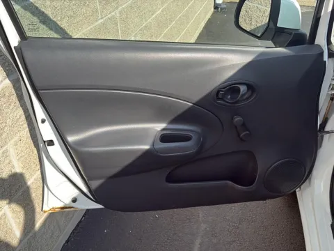 More photos of 2014 Nissan Versa Note S at Wilmington Auto Center Chrysler Dodge Jeep RAM, OH