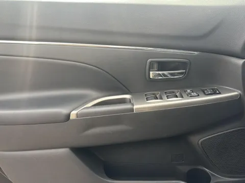 More photos of 2023 Mitsubishi Outlander Sport SE at Wilmington Auto Center Chrysler Dodge Jeep RAM, OH