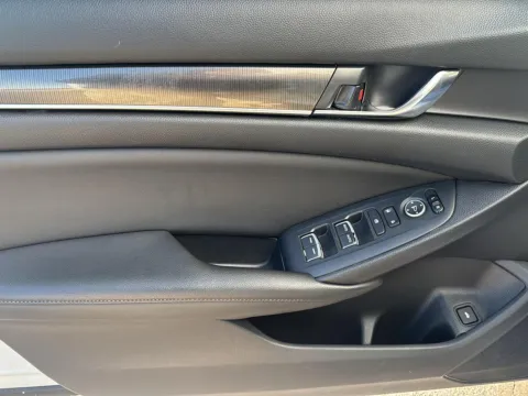 More photos of 2020 Honda Accord Sedan Sport at Wilmington Auto Center Chrysler Dodge Jeep RAM, OH